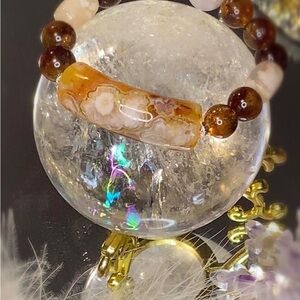 HAND MADE - Chic Brown and Cream Beaded Bracelet